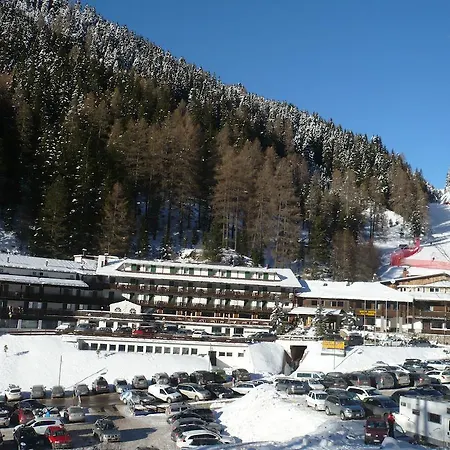 Sport Pampeago 3* Tesero