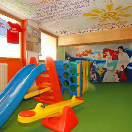 Sport Pampeago 3*